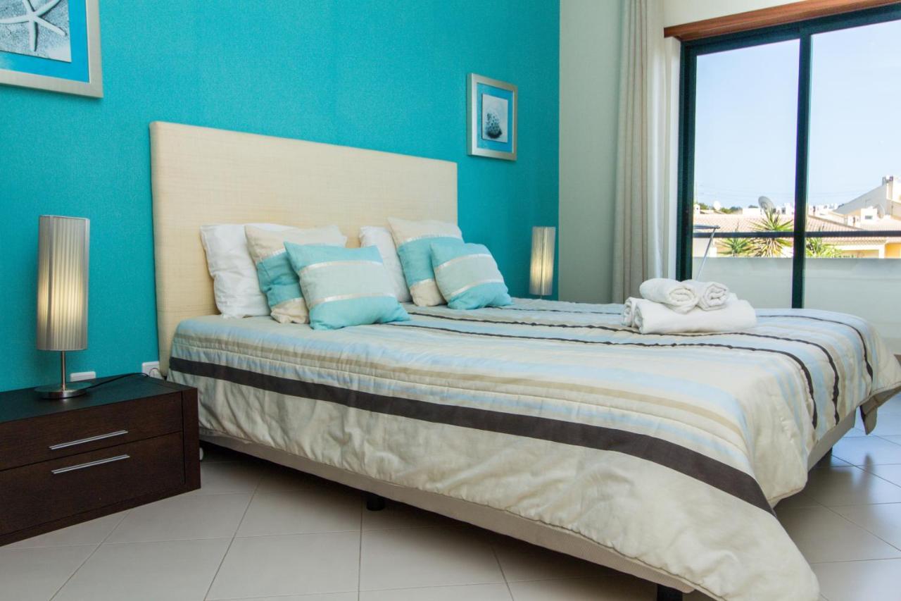 Family Apartment - Pool And Garden & Playground & Beach & Albufeira Eksteriør billede