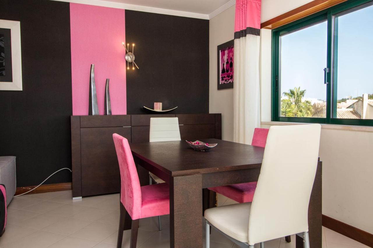 Family Apartment - Pool And Garden & Playground & Beach & Albufeira Eksteriør billede