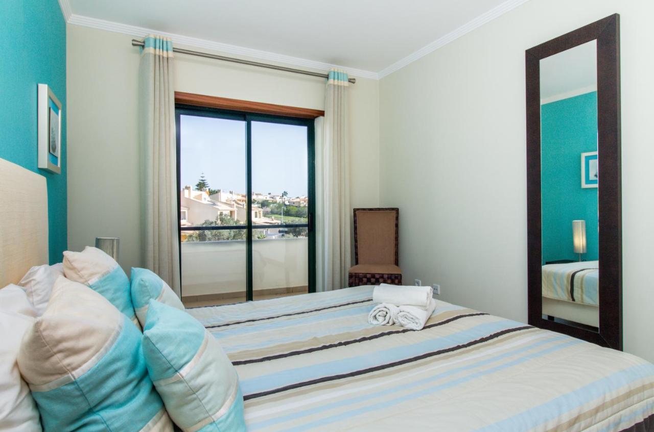 Family Apartment - Pool And Garden & Playground & Beach & Albufeira Eksteriør billede