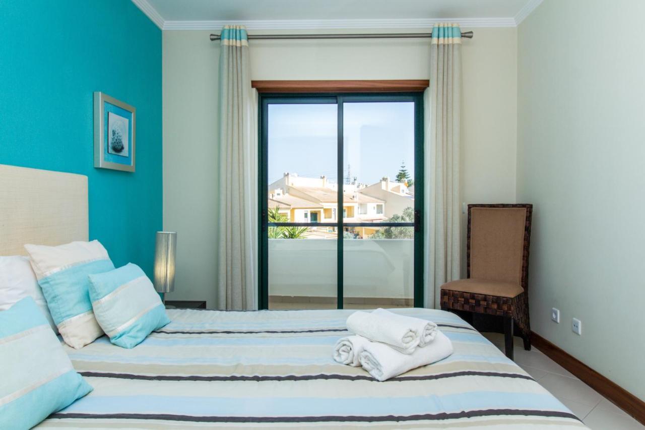 Family Apartment - Pool And Garden & Playground & Beach & Albufeira Eksteriør billede